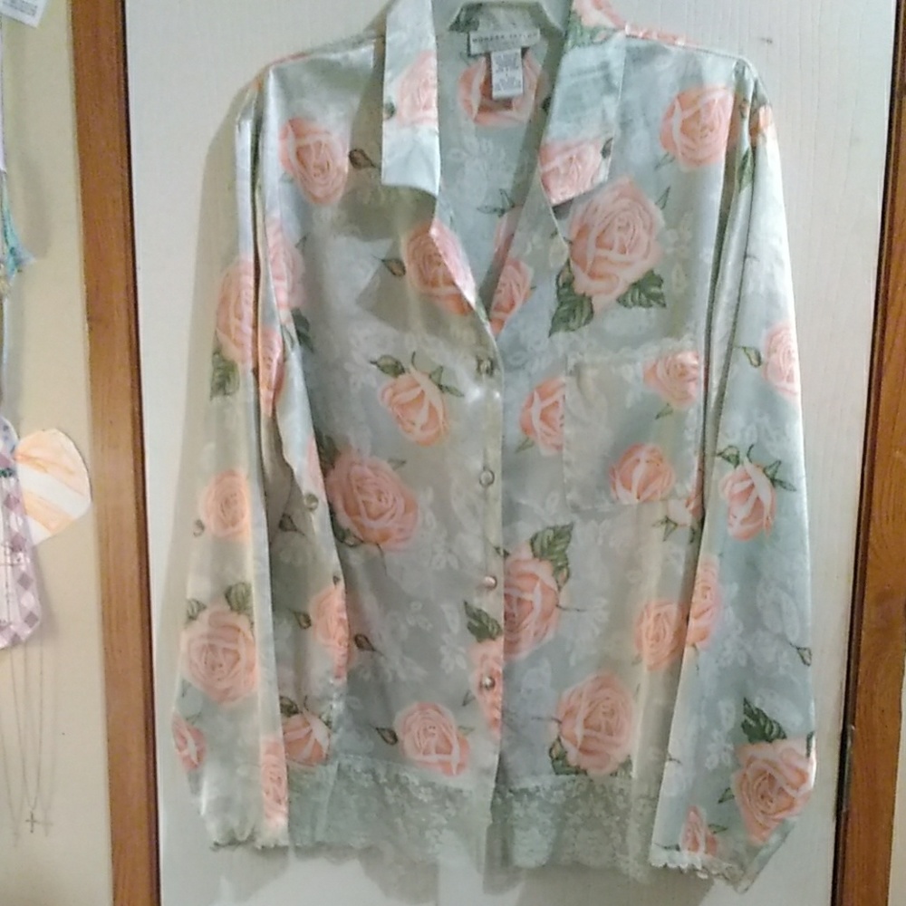 Morgan Taylor Intimates & Sleepwear